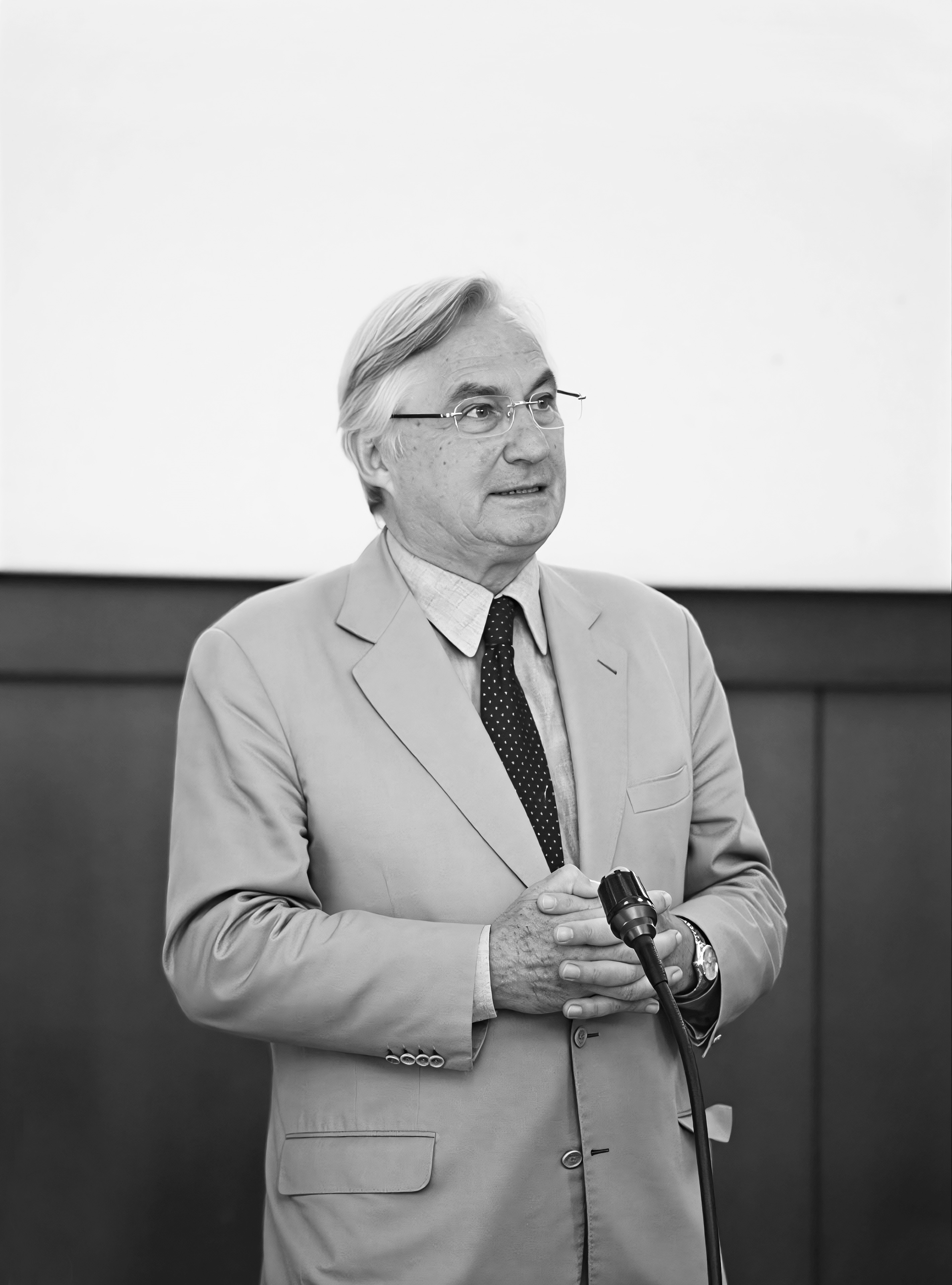 Dr. Sergio Arzeni